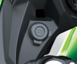 12V socket for Ninja 400