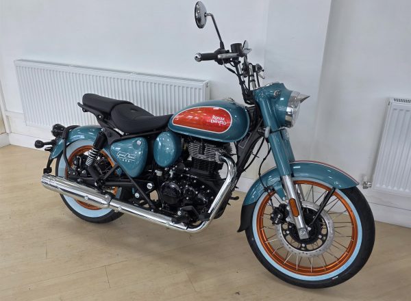 8387071x2200x1760_FFFFFF_L_0