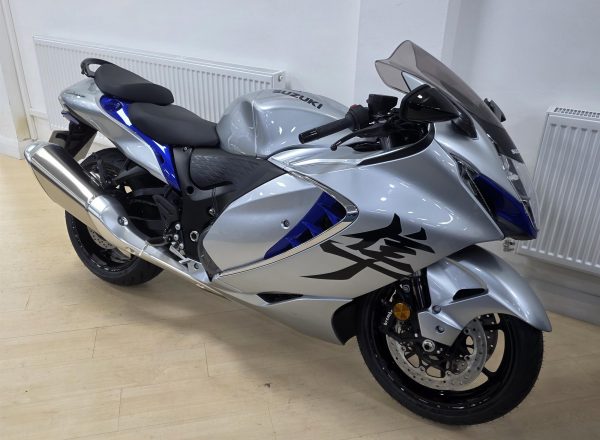 8436503x2200x1760_FFFFFF_L_0