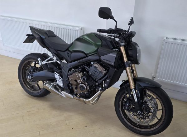 8870809x2200x1760_FFFFFF_L_0