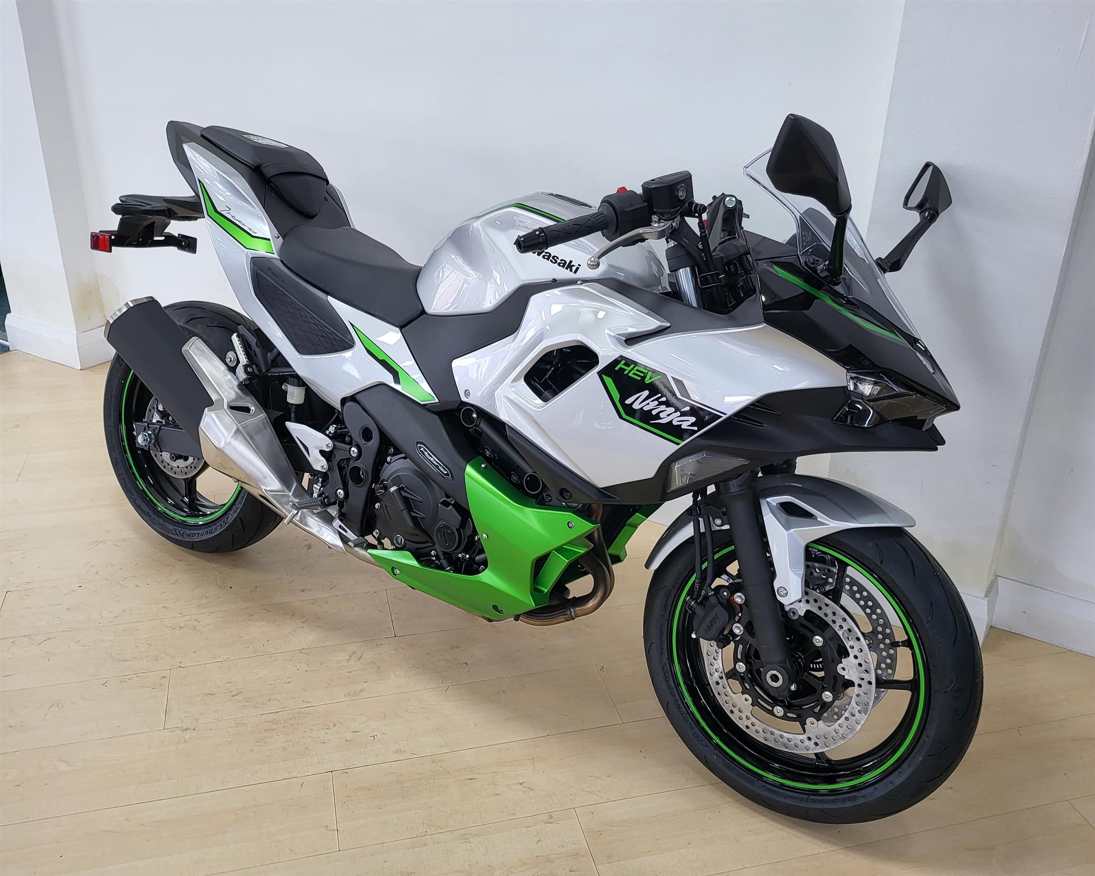 Kawasaki Ninja 7 Hybrid
