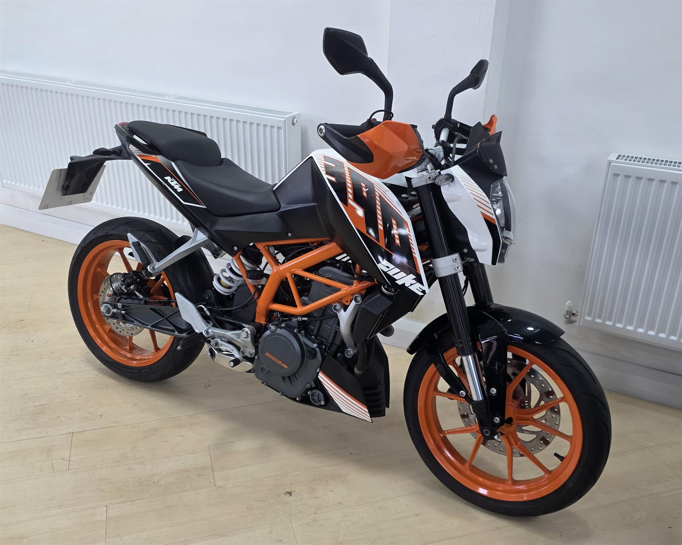 KTM Duke 390